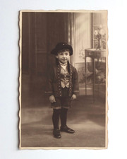 Portrait en pied garçon