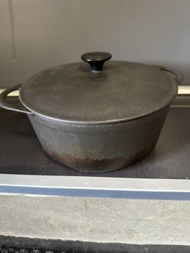 Ancienne cocotte fonte - en,
