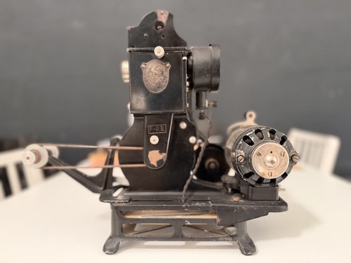 Projecteur pathé baby - projecteur,