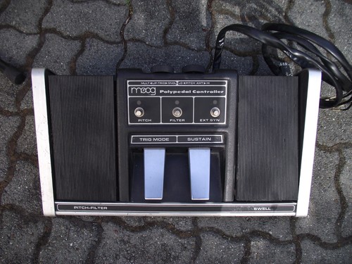 Polymoog polypedal - polymoog,