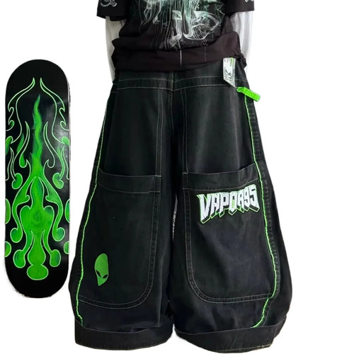 Alien abducted black - abducted, green