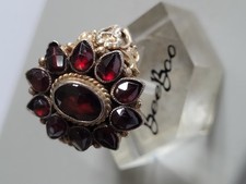 Très Jolie Bague ancienne  en ARGENT et pierre rouge Style Marquise  8,2 Grammes