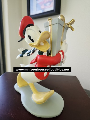 Walt disney donald - walt, duck