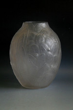 ANCIEN VASE ART DECO ANDRE HUNEBELLE EN VERRE