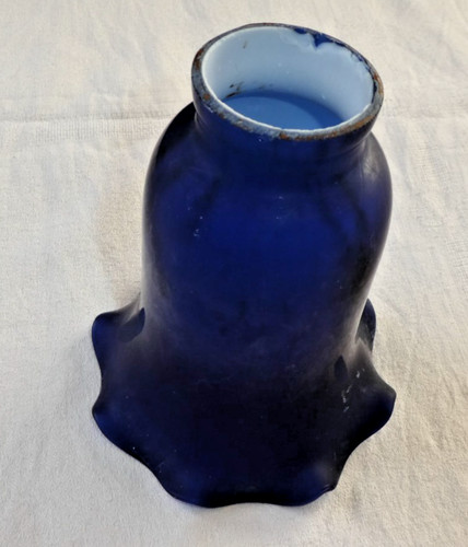 Tulipe ancienne verre bleu - ancienne, en