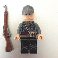 BRICKS WW2 MINIFIGURE (UV
