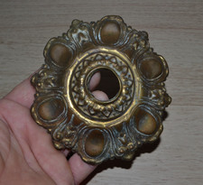 Ancien enjoliveur, pavillon