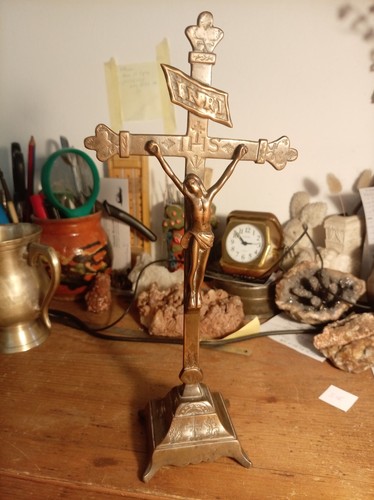 Crucifix bronze de table - en,