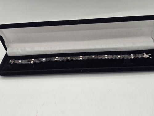 Bracelet blanc 750 1000 18 - bracelet,