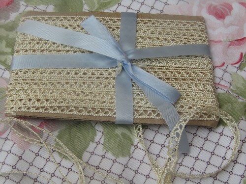 600 dentelle ancienne - cm,
