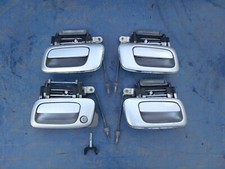 POIGNEES PORTES EXTERIEURES OPEL ZAFIRA A