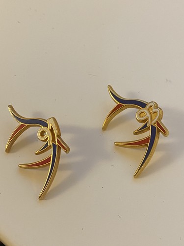 Pin gymnastique championnats - pin's,