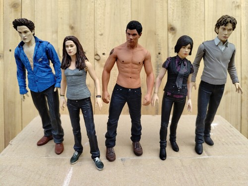 Lot figurines twilight neca - 5,