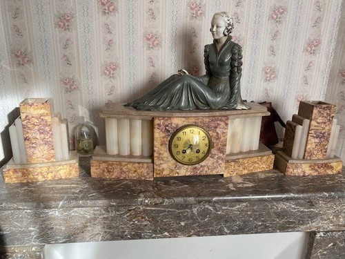 Ancienne pendule horloge - ancienne,