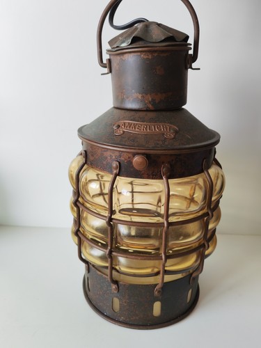 Lampe suspendue type lanterne