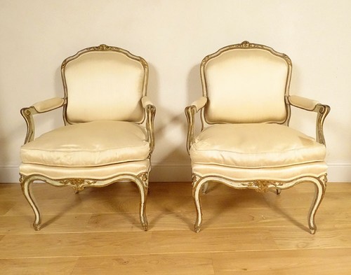 Paire fauteuils reine - fauteuils,