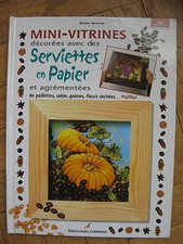Mini-vitrines Decorees Avec