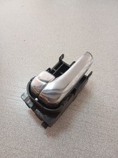 1x Poigné Porte Arrière