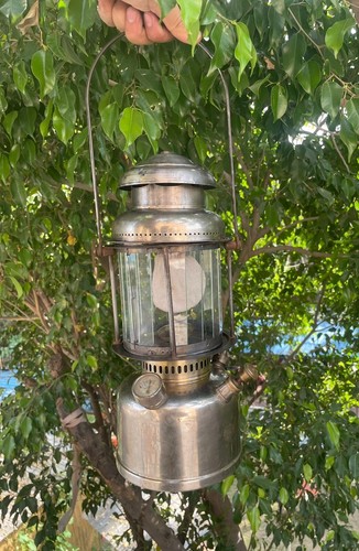 Ancienne lampe lanterne - , à