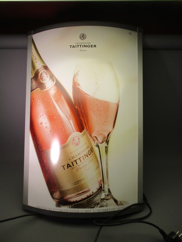 Aw074 champagne taittinger - champagne,