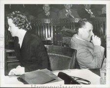 1952 Press Photo Actress Madge Meredith and Nick Gianaclis at Los Angeles court
