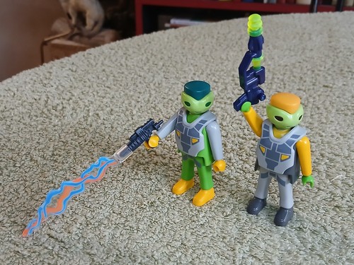 Science fiction playmobil - science,