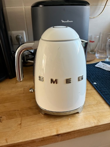 Smeg bouilloire électrique