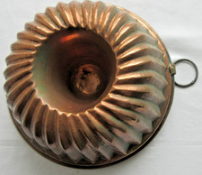 Ancien moule à gâteau en