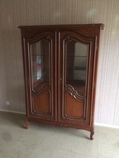 Armoire vitrine