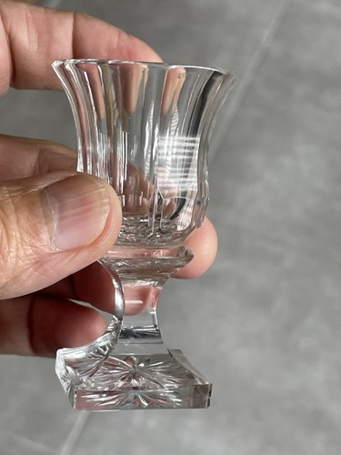 Petit verre cristal pour cave