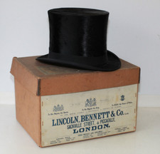 Chapeau haut de forme en taupe