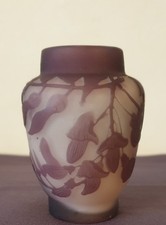 Ets GALLE, joli vase en verre