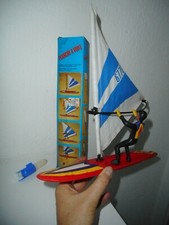 bateau  PLANCHE A VOILE