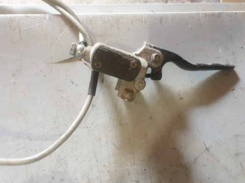 Maître cylindre moto - cylindre, derbi