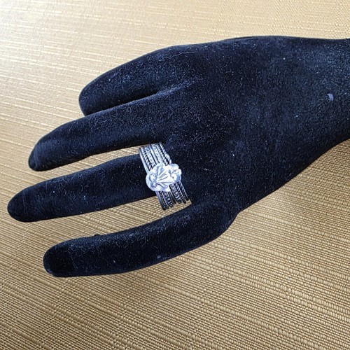 Charmante bague semainier - , en