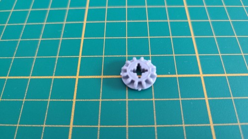 Roue grise dent clementoni - 12,