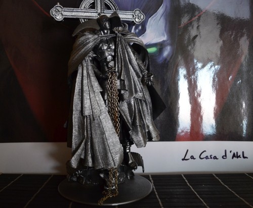 Figurine spawn cross silver - on,