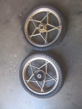 Roue avant et arrière pour Suzuki 125 GT Gold Label