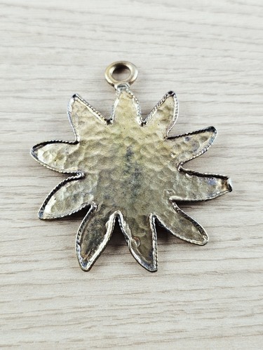 Pendentif fleur métal à - pendentif,