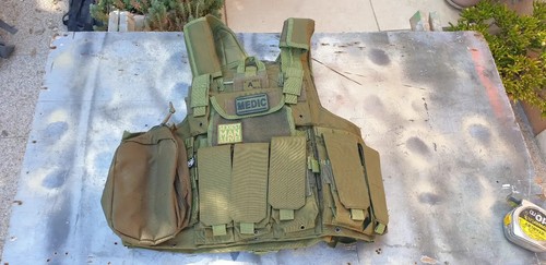 Lot gilet tactique olive