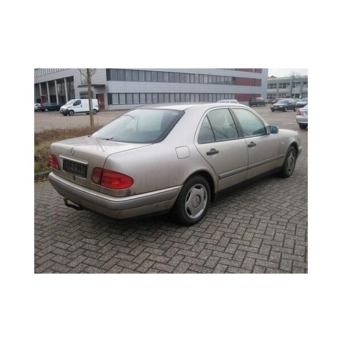 Attelage mercedes classe - classe, e