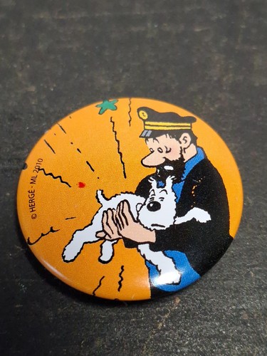 Badge 30mm tintin et milou - ,