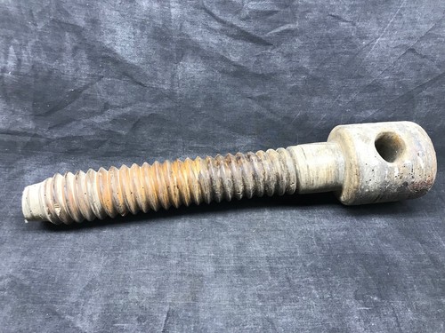 Ancienne grosse vis bois - et,