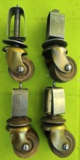 Lot de 4 petites Roulettes Anciennes en bois pivotantes 