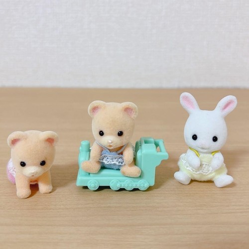 Bébé lapin blanc sylvanian - lapin,