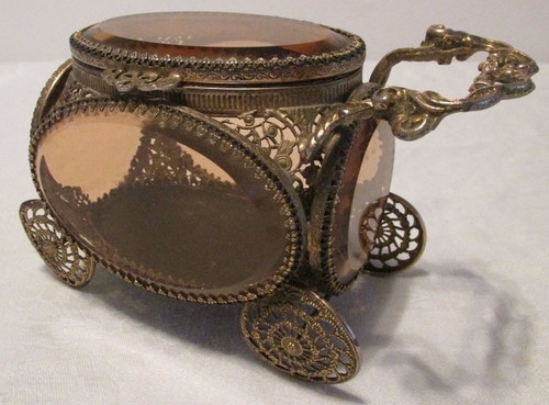 Carriage jewel casket - casket, gilt