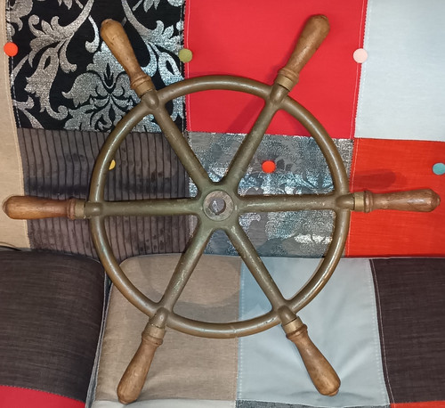 Gouvernail roue de bateau - /,