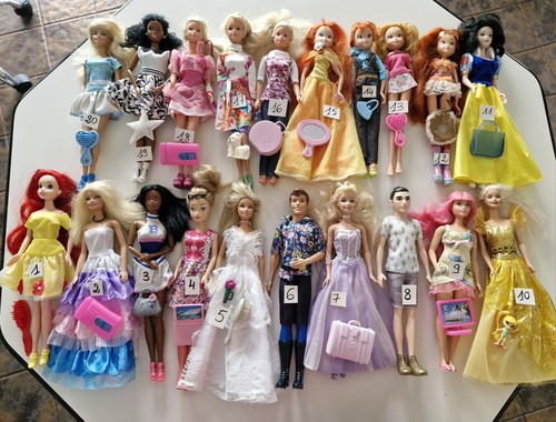 Poupees barbie autres avec - ou,