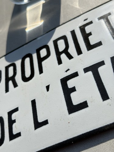 Plaque emaillee ancienne - plaque,