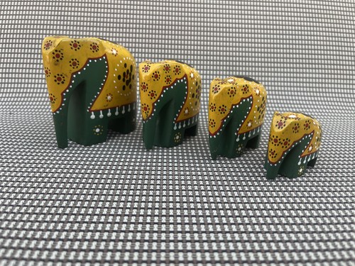 Lot figurines artisanales - 4,
